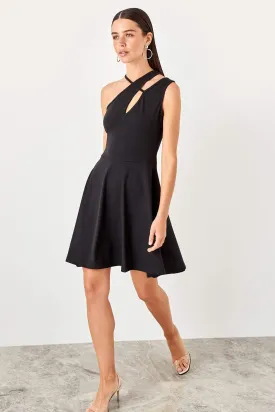 13090 Black One Shoulder Strap Dress