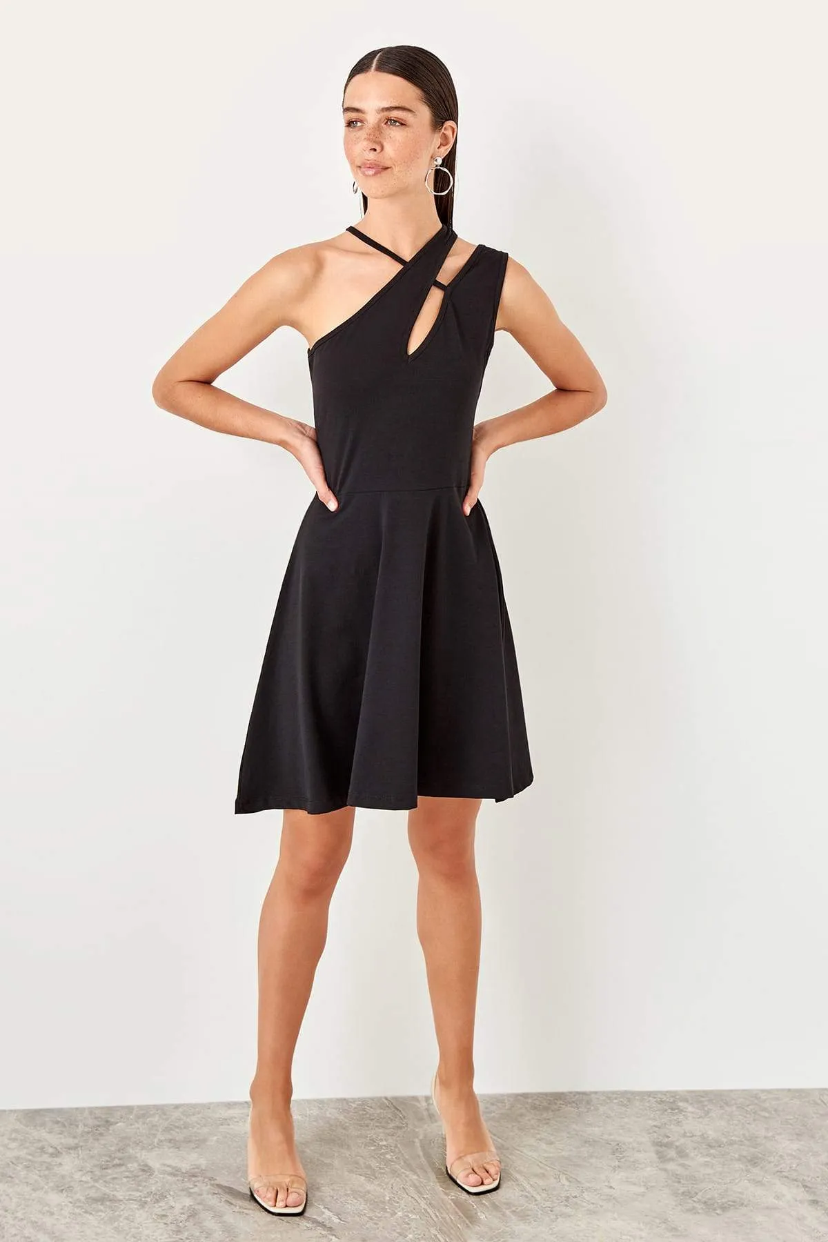 13090 Black One Shoulder Strap Dress