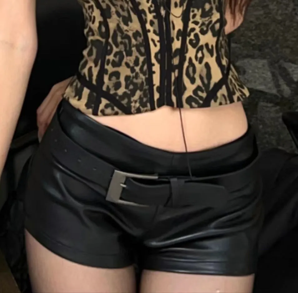 【24s Nov.】Leopard Print Suspender Herringbone Vest Leather Skirt Suit