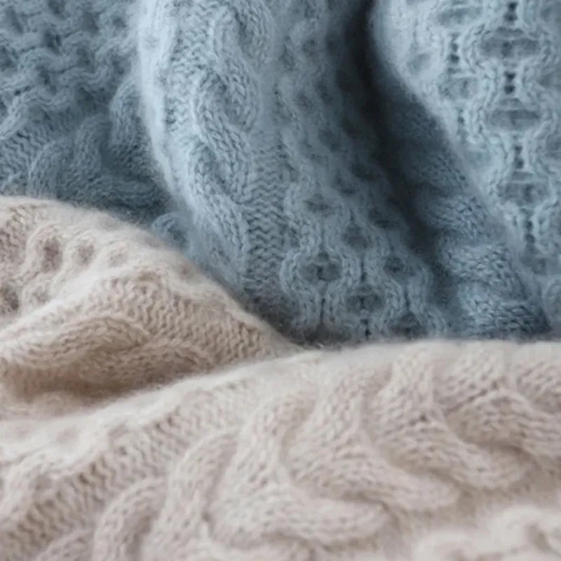 Amy - Cozy warm turtleneck sweater for ultimate comfort