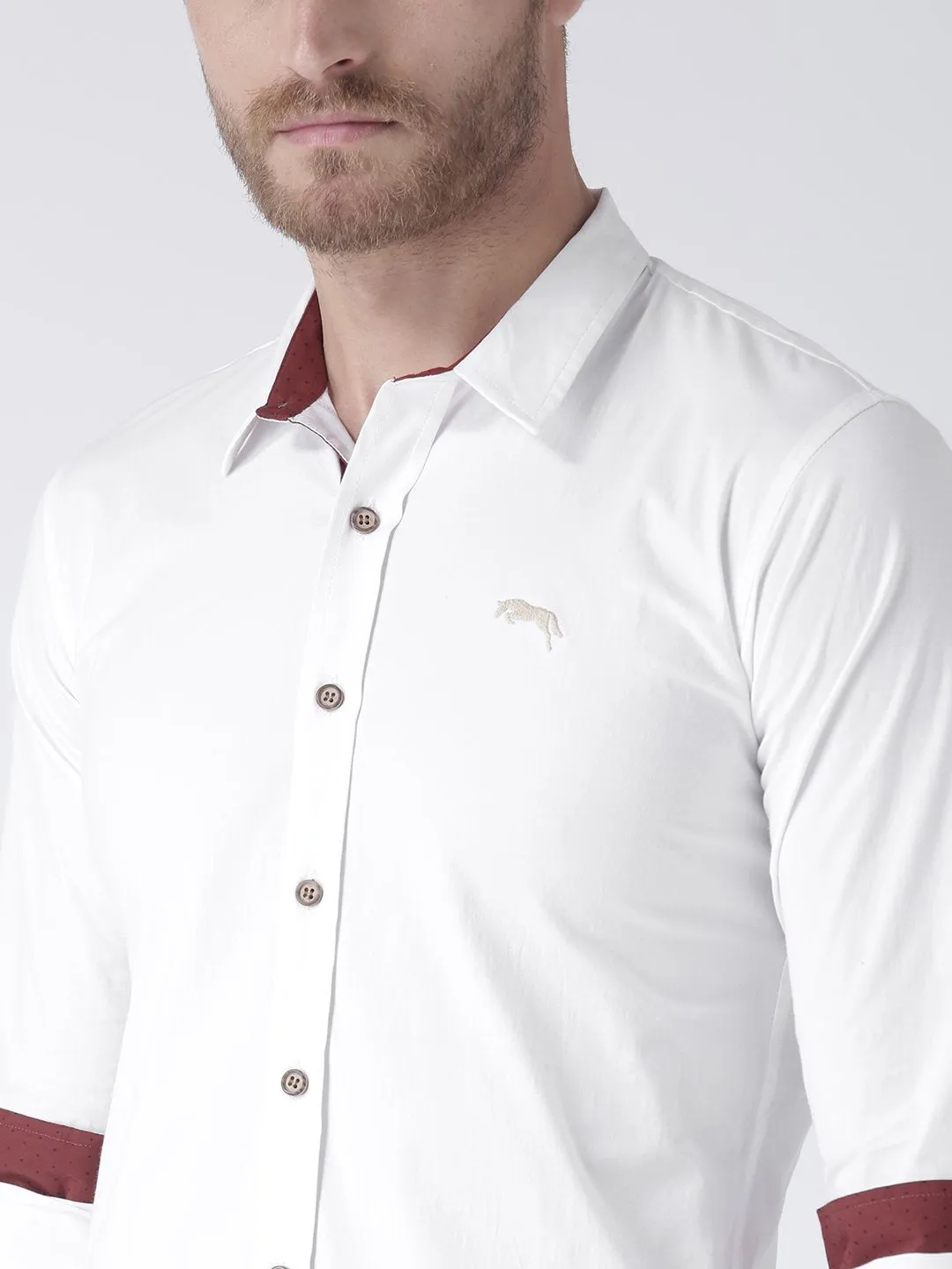 Men White Slim Fit Solid Casual Shirt