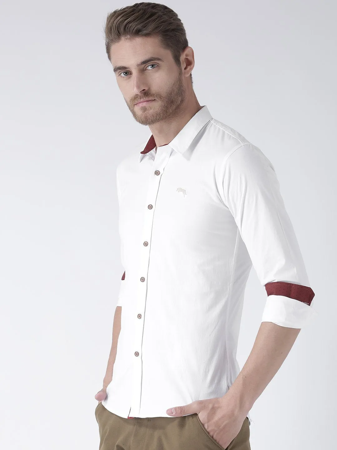Men White Slim Fit Solid Casual Shirt