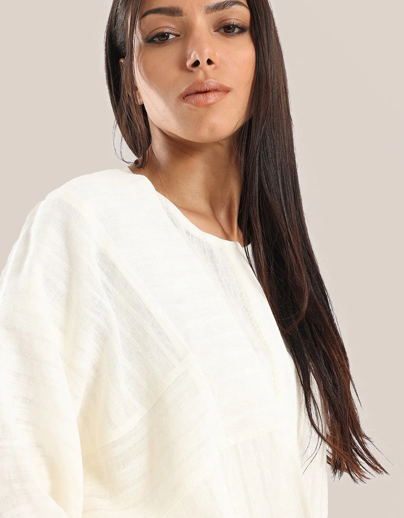 Short Loose fit coat with long sleeves