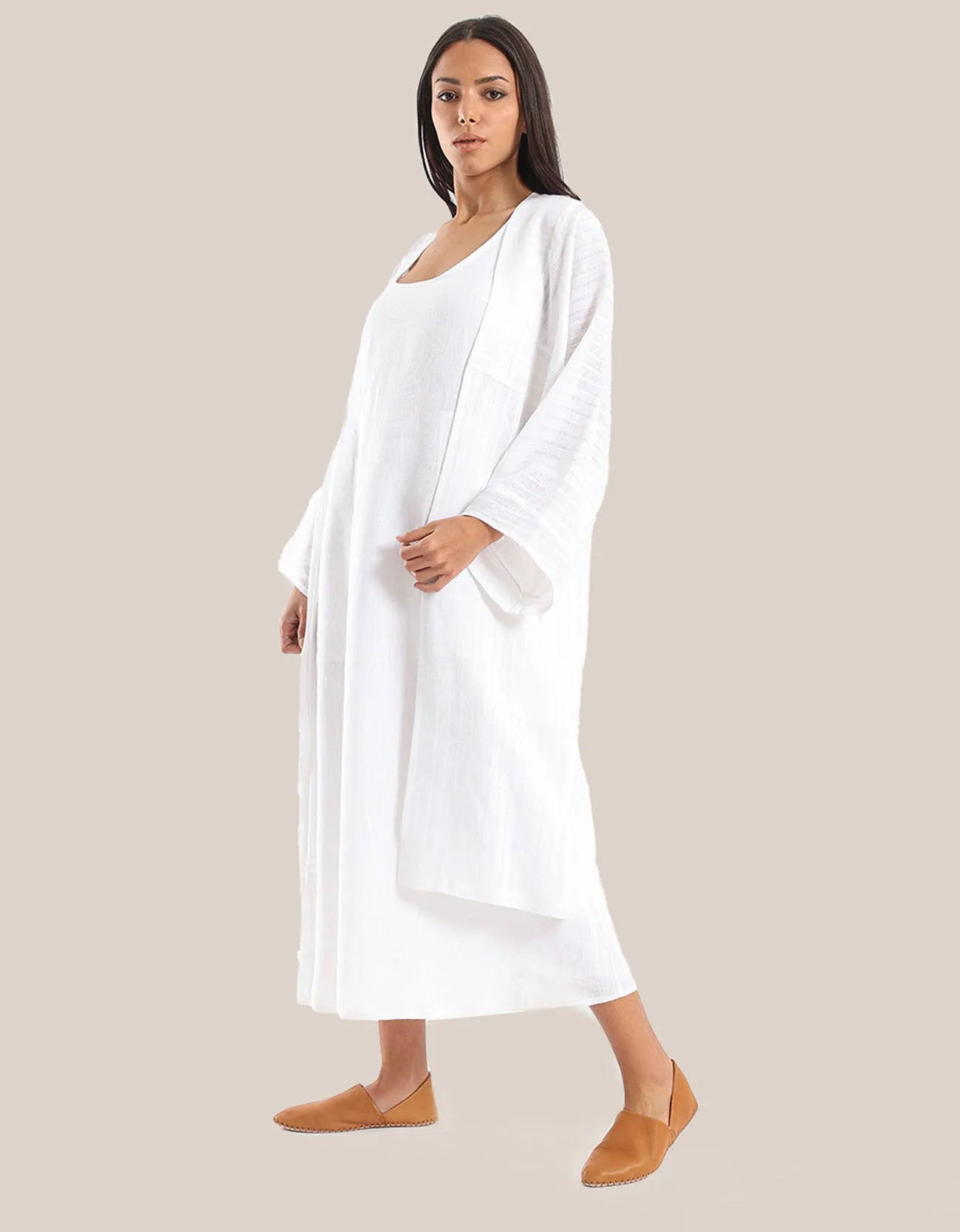Short Loose fit coat with long sleeves