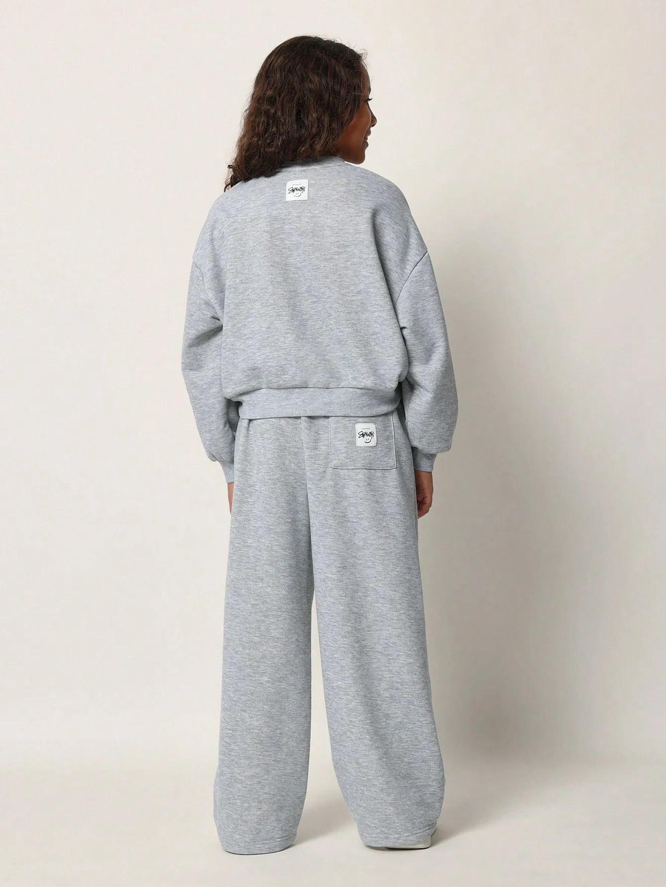 Tween Girls Comfy Essential Crewneck New York Sweatshirt And Straight Fit Sweatpants 2 Piece Set